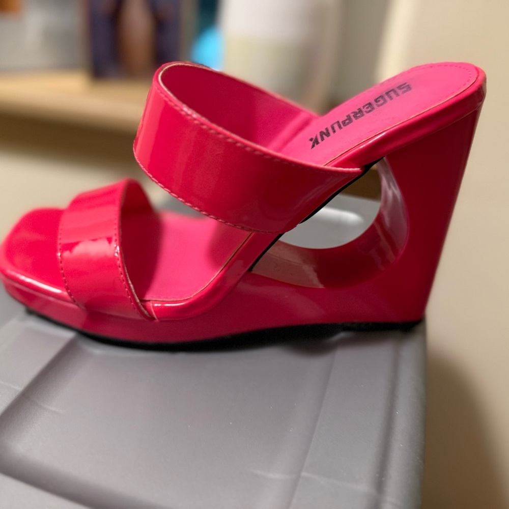Women's Pink Wedge Sandals